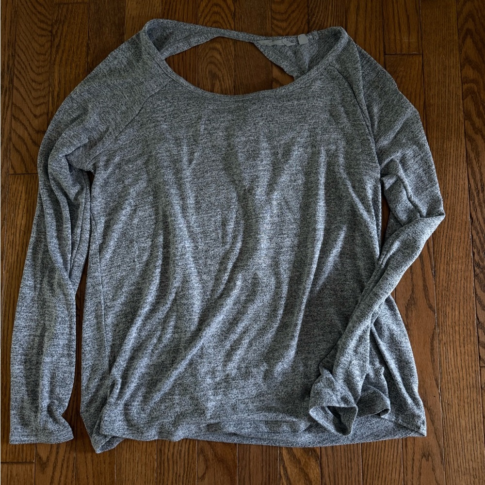 Athleta Gray Long-Sleeve Scoop Back Top